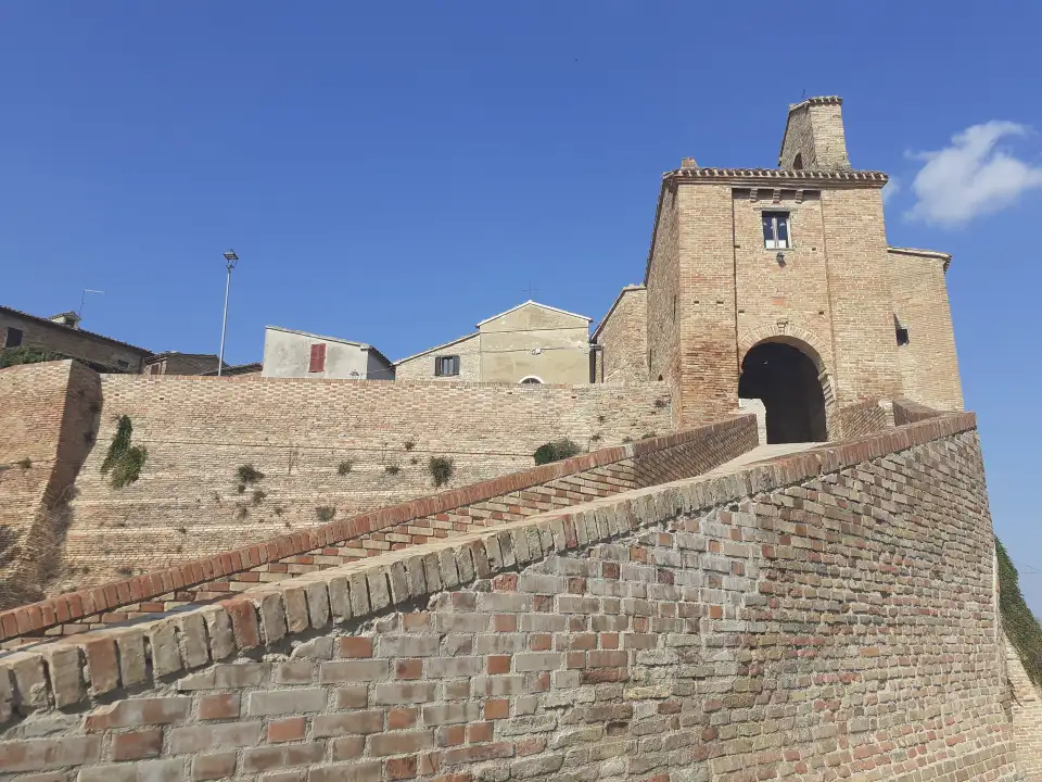5_Castello di Loretello
