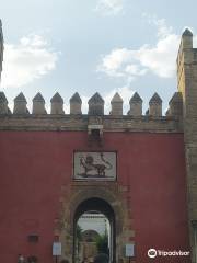 Puerta del Leon