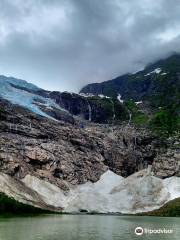 Boeyabreen Glacier