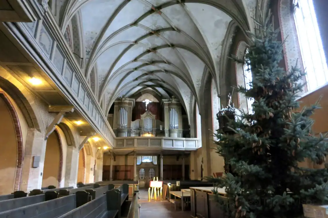 Hotels near Holy Trinity Church