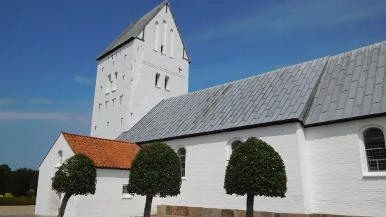 Lonborg Kirke