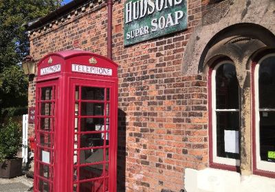 Hadlow Road Railway Station