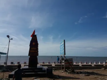 Bai Dong Beach