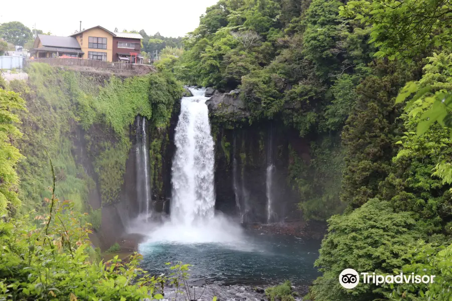 白糸・音止の滝