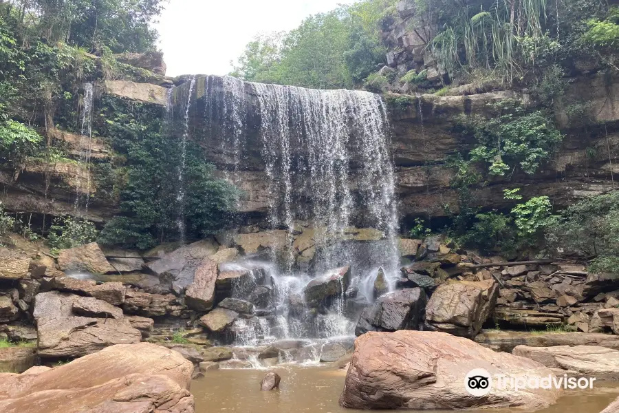 Popokvil Waterfall