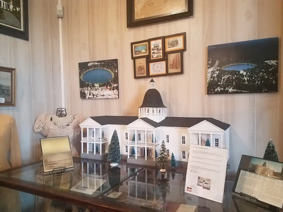 Отели рядом с достопримечательностью «Walton County Hertitage Museum»