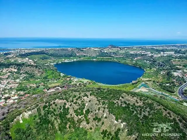 Hotel in zona Lago d'Averno