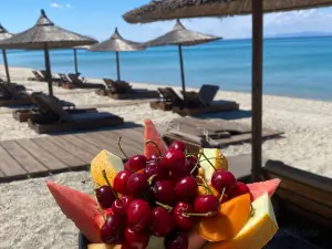 Umbrellas Beach Bar