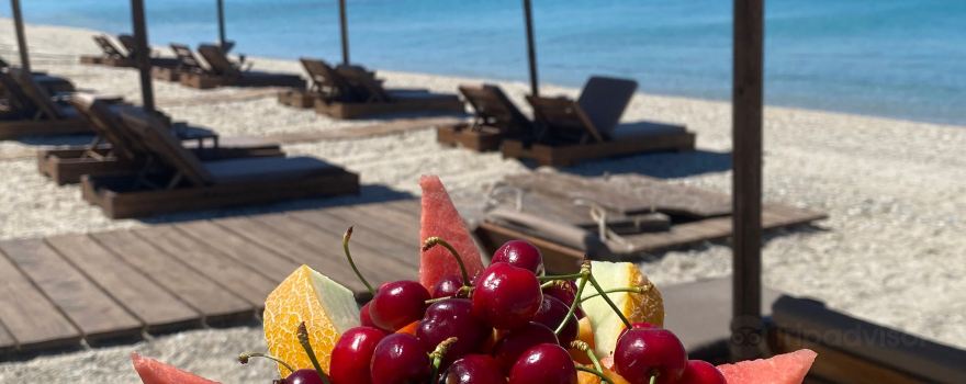 Umbrellas Beach Bar