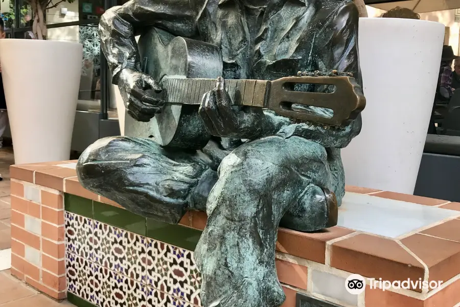 The Statue of John Lenon
