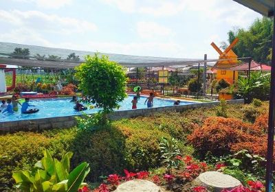 Fish Garden Blitar