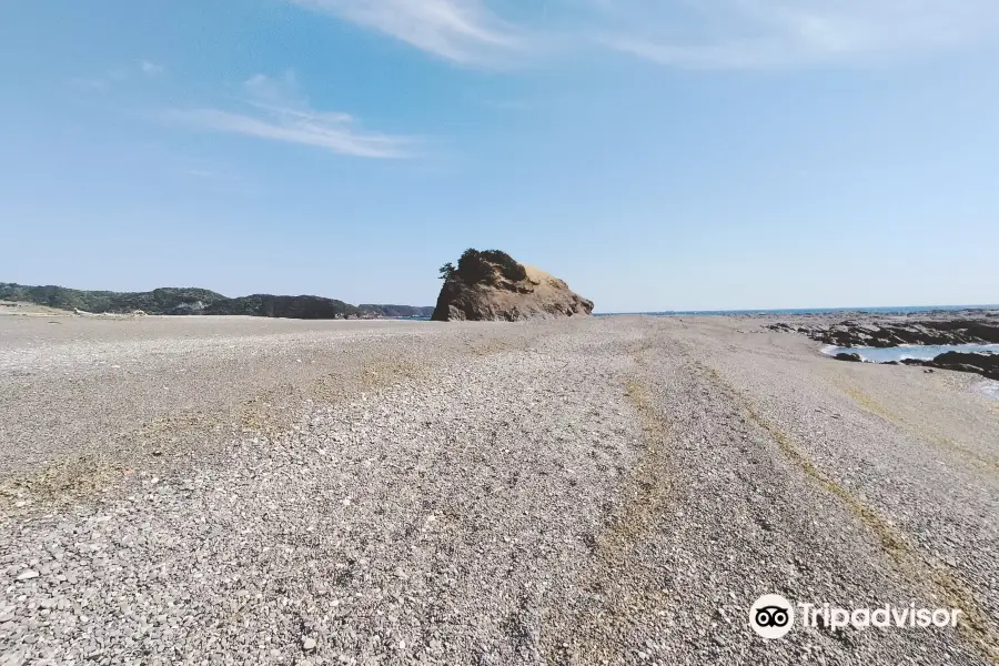 Bear’s Rock Shihara Coast