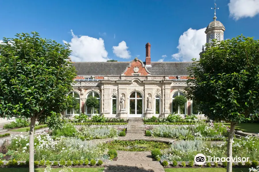 Somerleyton Hall Gardens