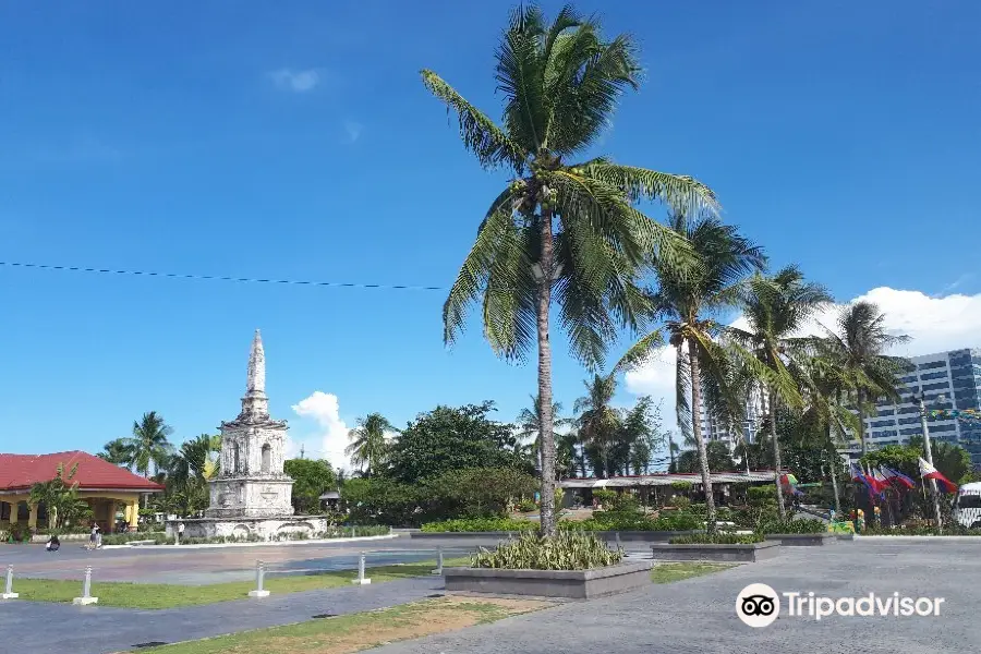 Lapu Lapu Statue