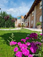 Nurellari Winery Cellar and Guest House