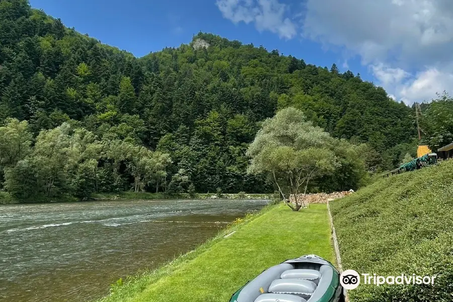 PORT PIENIN - Canoeing and Pontoon Rafting