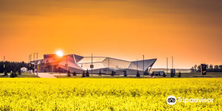 Philip J. Currie Dinosaur Museum