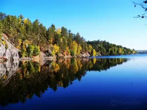Bass Lake Trail