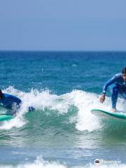 Gota Dagua Surf School Portugal - Costa da Caparica, Lisbon