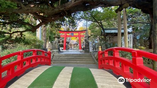 Shirahama Shrine