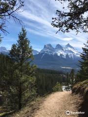 Cougar Creek/Mount Lady MacDonald Trailhead