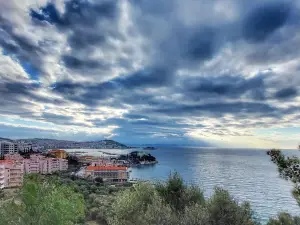 Kusadasi Gazi Begendi Park