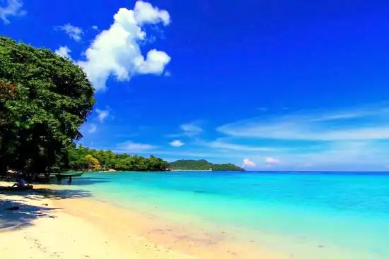 Hotels near Gua Sarang