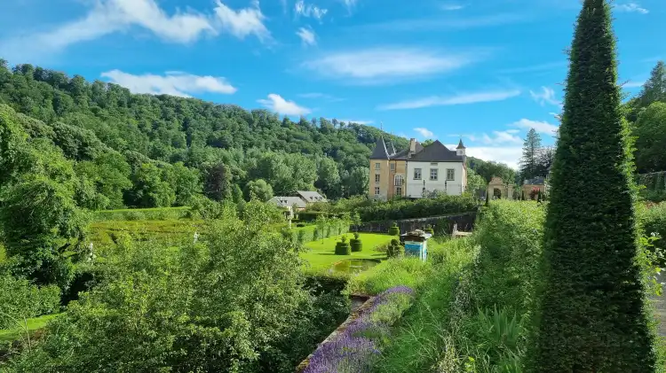Hotels in Ansembourg