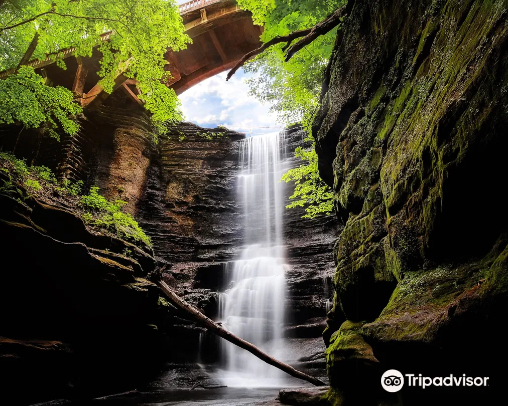 2_Matthiessen State Park