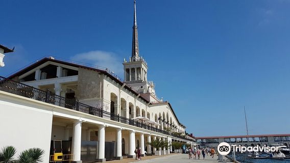 Morskaya Naberezhnaya Tsentral'noy Chasti Sochi
