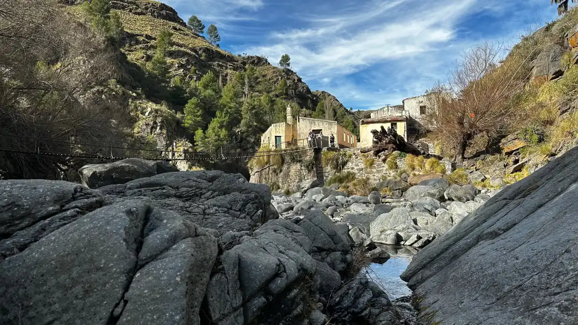 Hotels near Cerro Aspero Pueblo Escondido