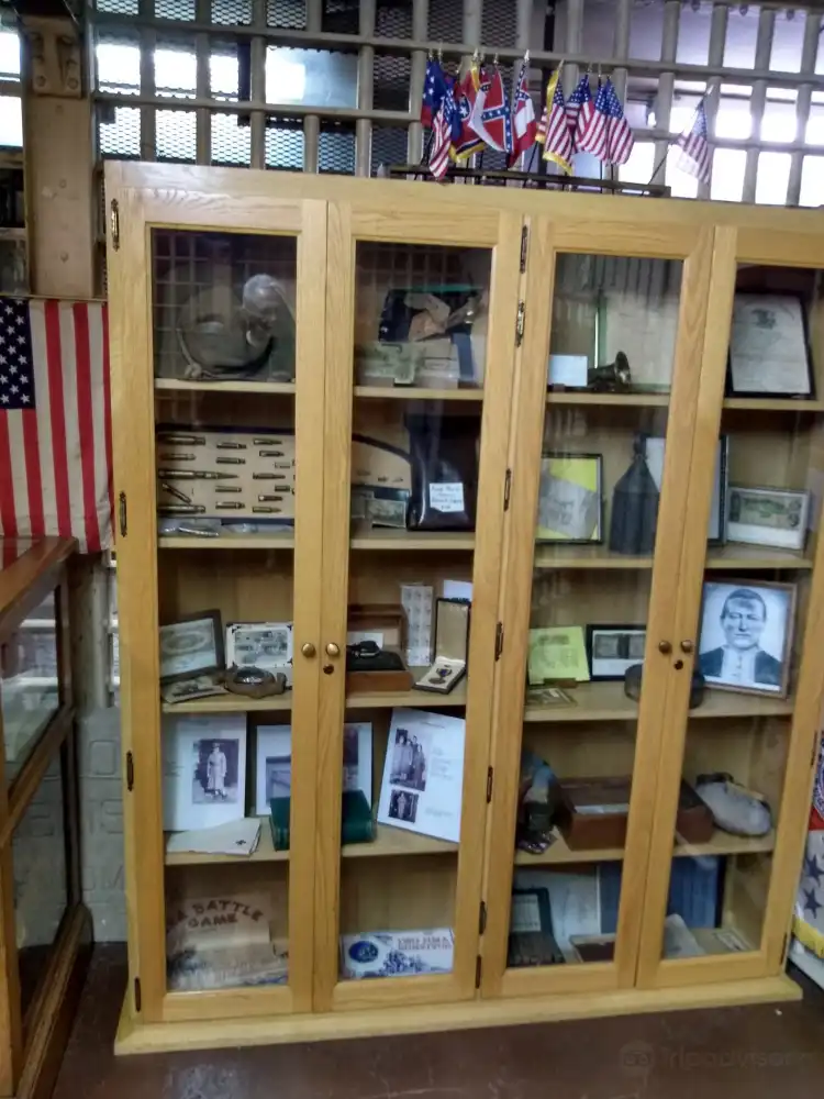 Hotels near Kosciusko County Circuit Court