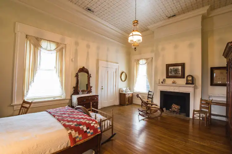 Hotels in Maury County