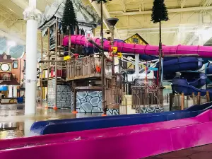 Avalanche Bay Indoor Waterpark