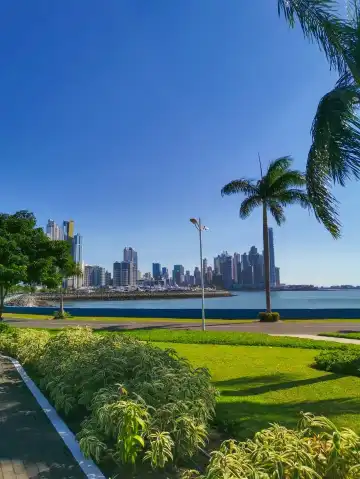 鄰近Cinta Costera的酒店