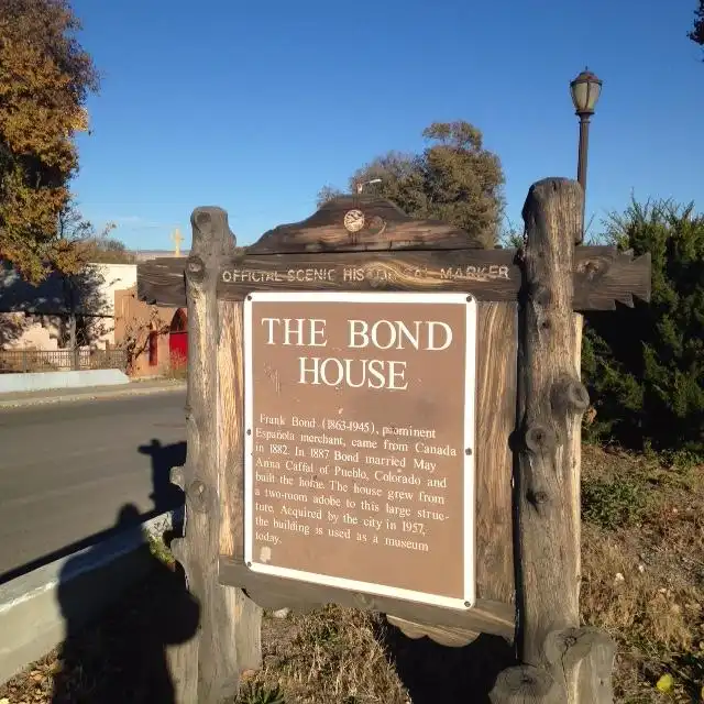 Hotels near Bond House Museum
