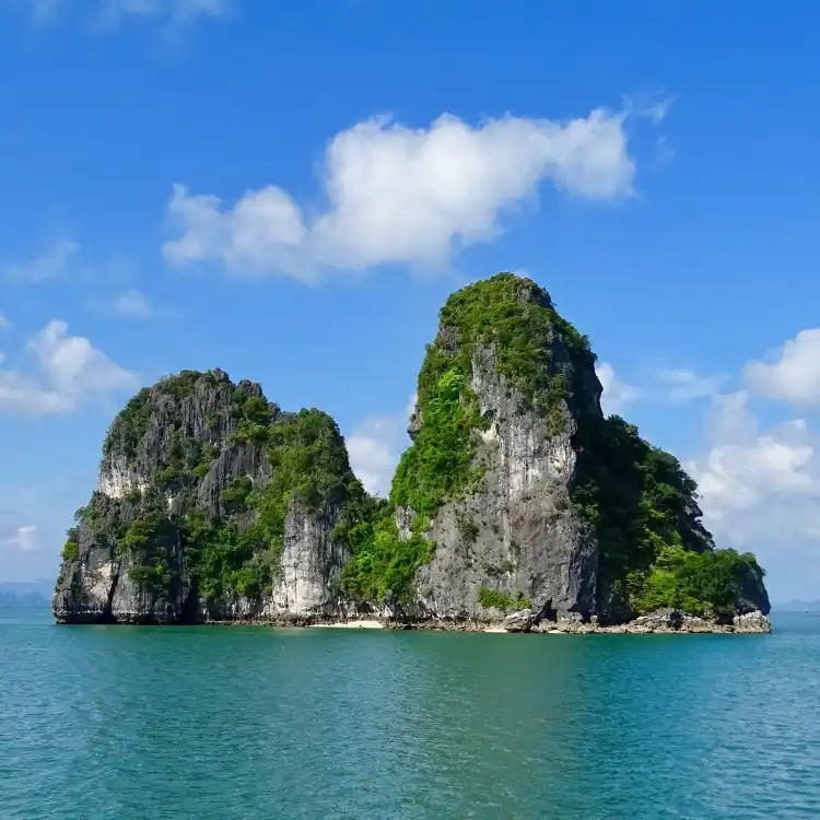 Hotels near Imperial Legend Cruise