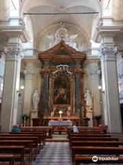 Chiesa Santuario S. Maria Del Suffragio