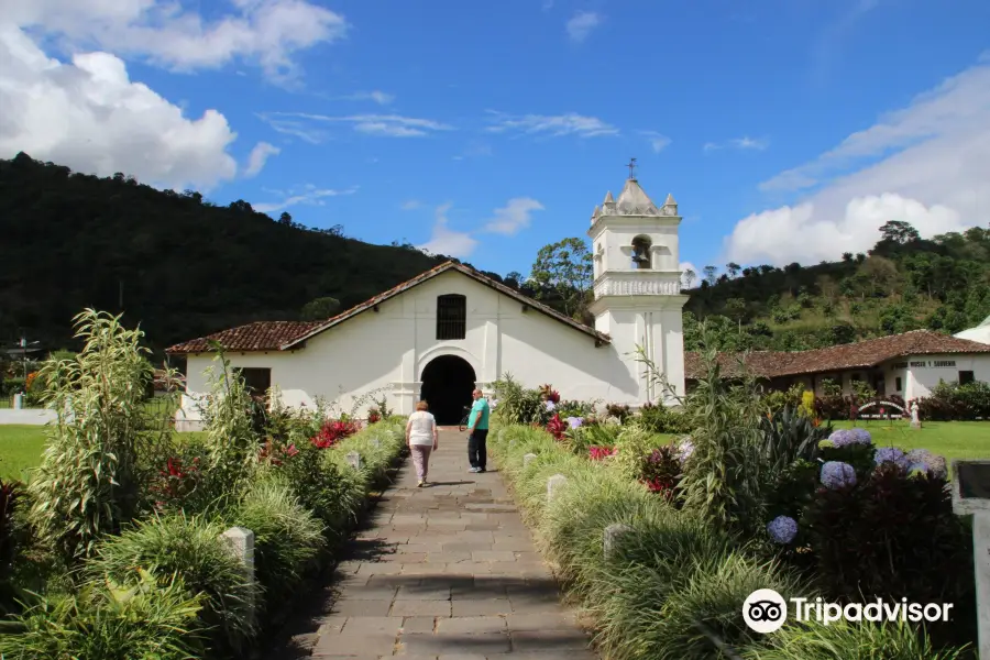 Iglesia de San Jose de Orosi and the Museum