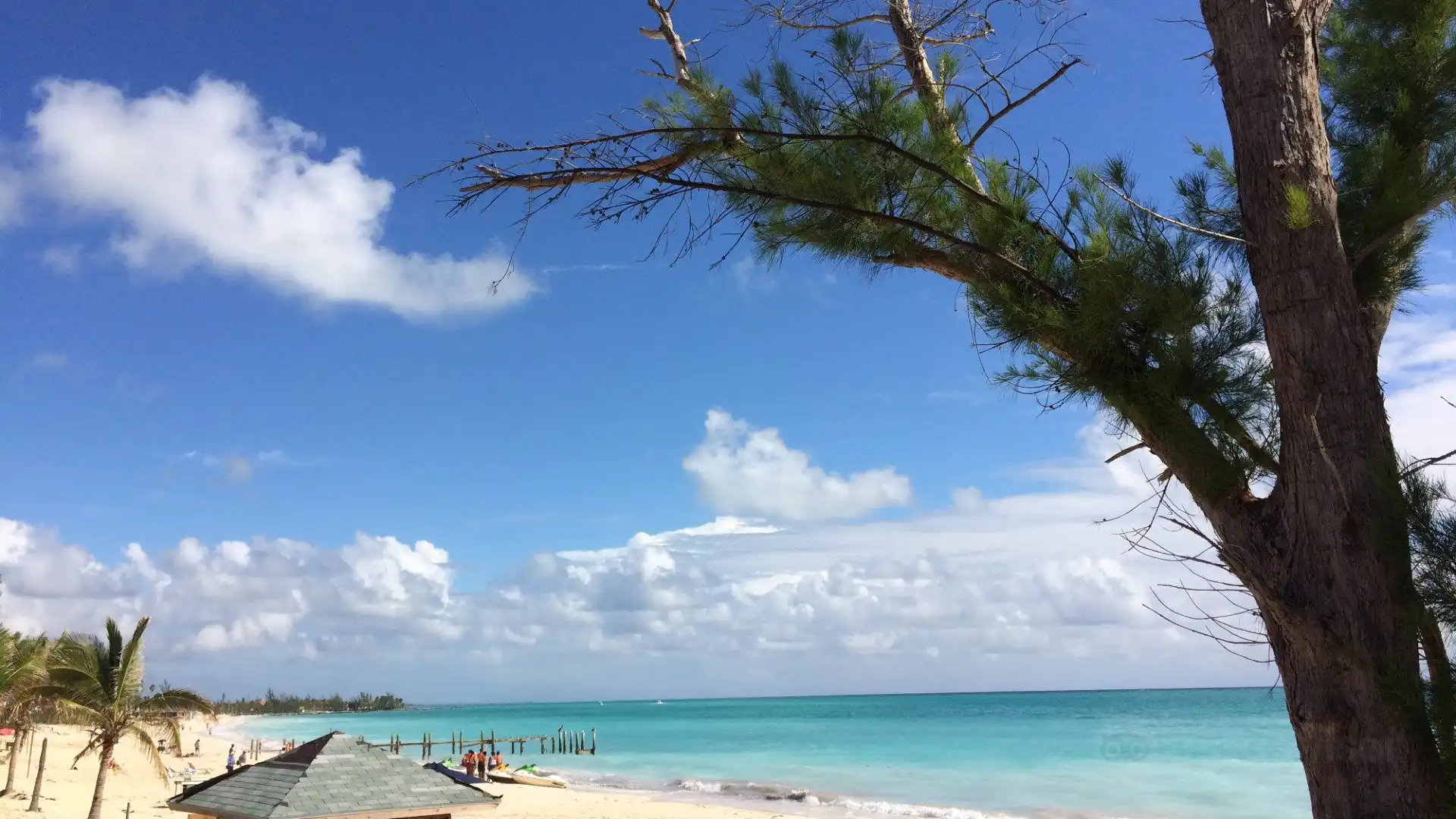Hotels near Taino Beach