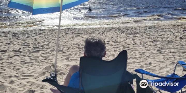 Yacht Club Public Beach