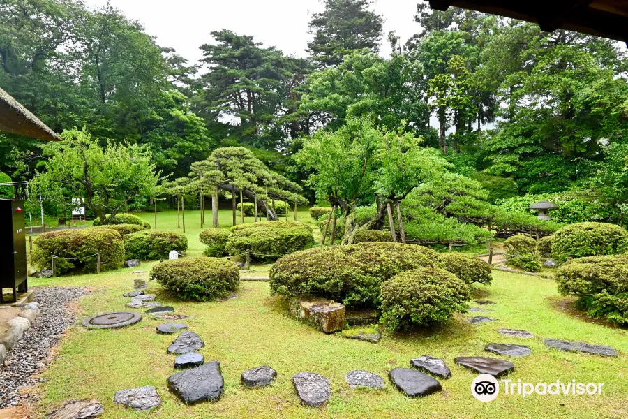 Wakabayashi Family Residence