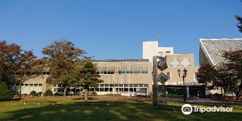 苫小牧市立中央図書館