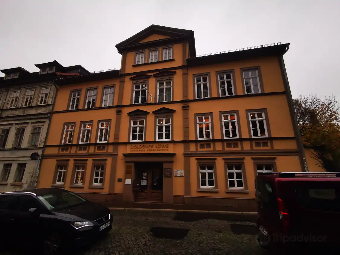 Hotels near Gedenkstatte Goldener Lowe
