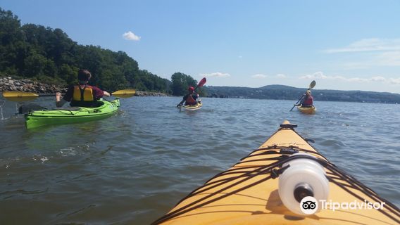 Hudson River Expeditions