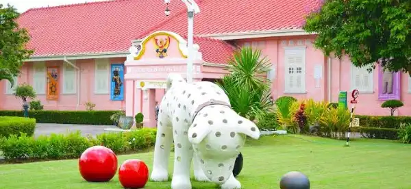 Ketjun Centara majoituspaikat kohteessa Mueang Ratchaburi
