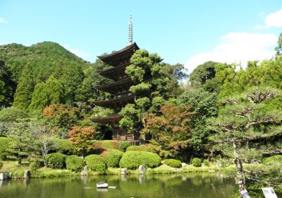 瑠璃光寺 五重塔