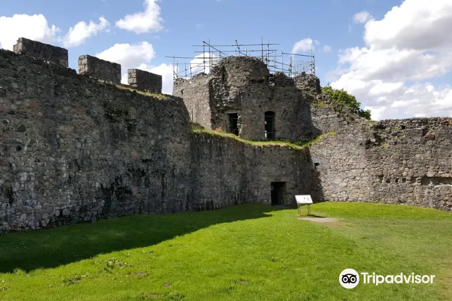 Old Inverlochy Castle