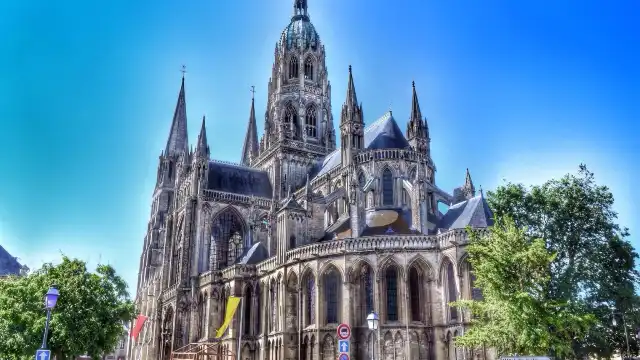 バイユー大聖堂周辺のホテル