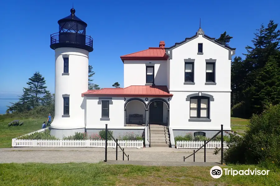 Admiralty Head Lighthouse